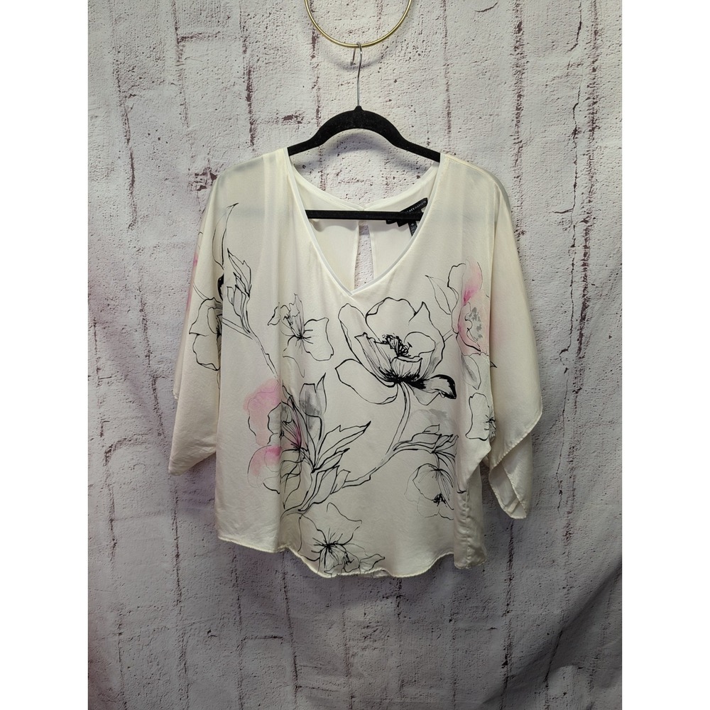 White House Black Market Women's M Ivory Floral Silk Blouse Kimono‎ Sleeve 3/4